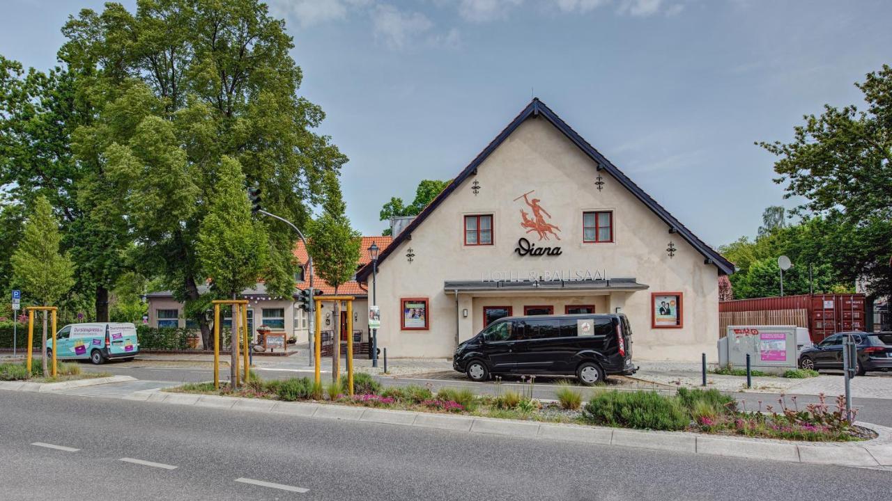 Landhotel Diana Тельтов Экстерьер фото