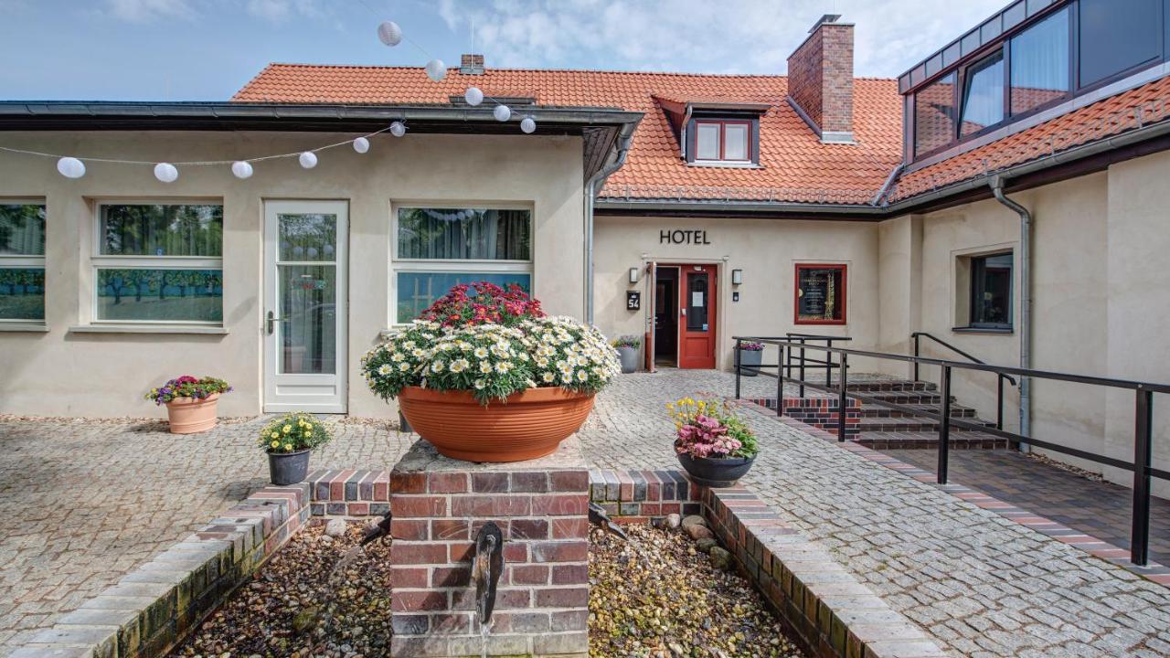 Landhotel Diana Тельтов Экстерьер фото