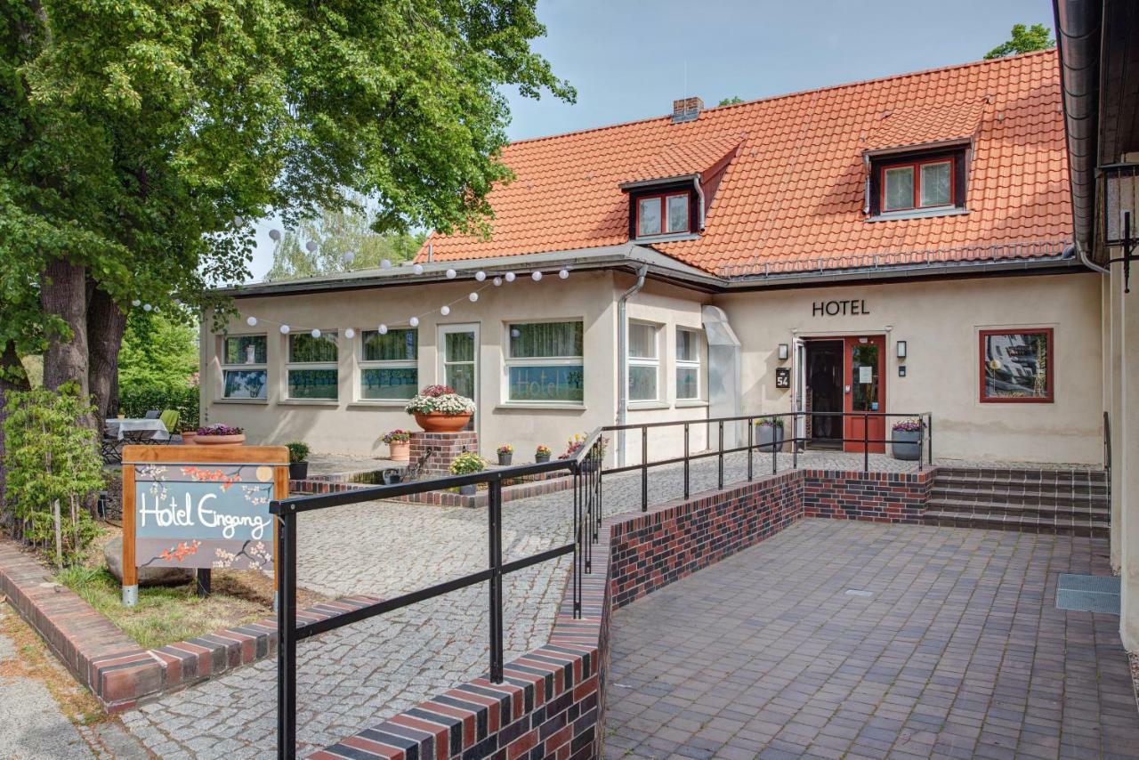 Landhotel Diana Тельтов Экстерьер фото