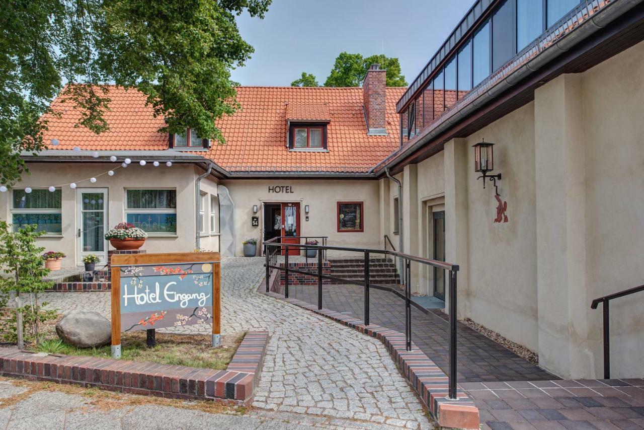 Landhotel Diana Тельтов Экстерьер фото
